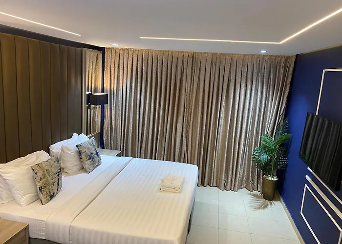 Lala'S Boutique Hotel